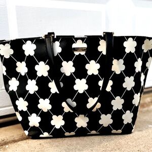 Authentic Kate Spade Tote, White flowers on black background